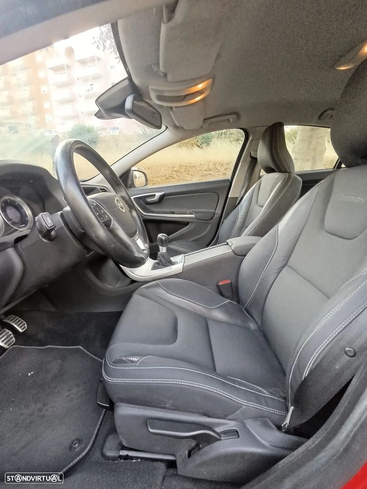 Volvo S60 1.6 D2 Drive R-Design Start/Stop - 14