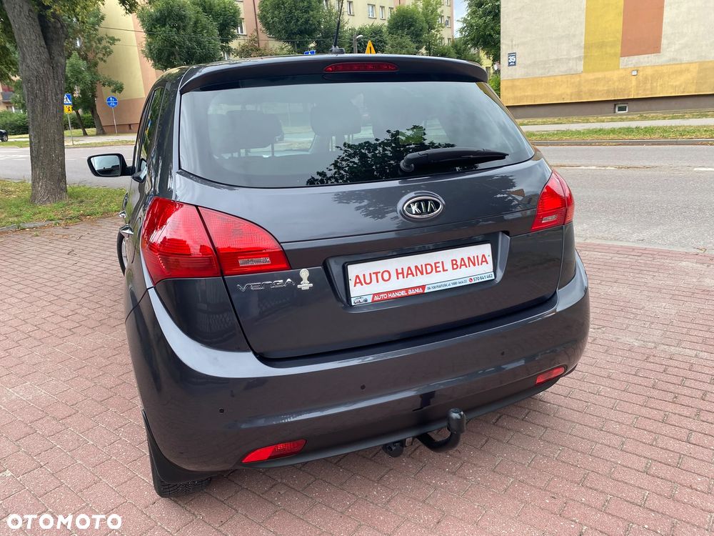 Kia Venga 1.6 CVVT Titanium Collection - 12