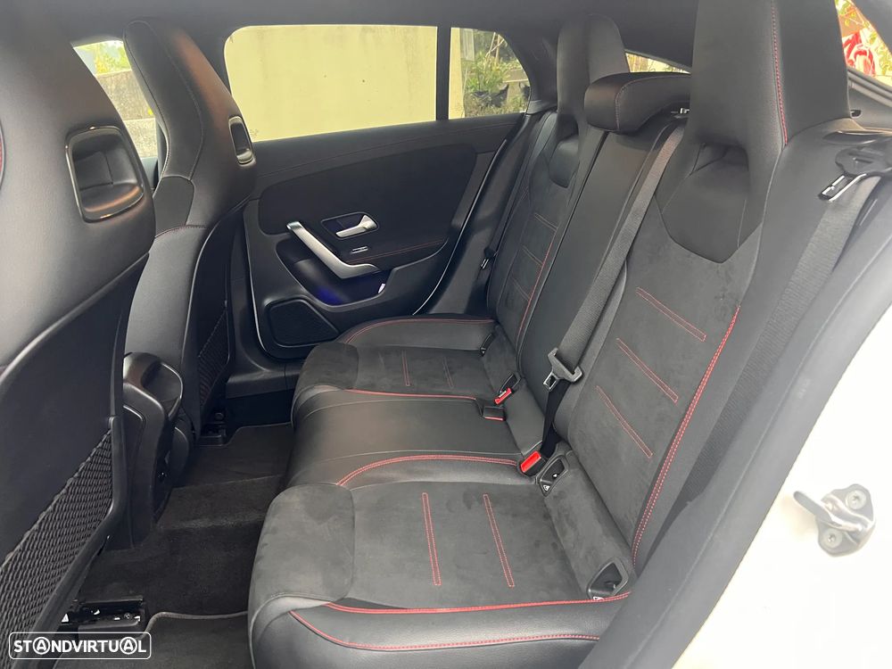 Mercedes-Benz CLA 250 e Shooting Brake AMG Line - 22