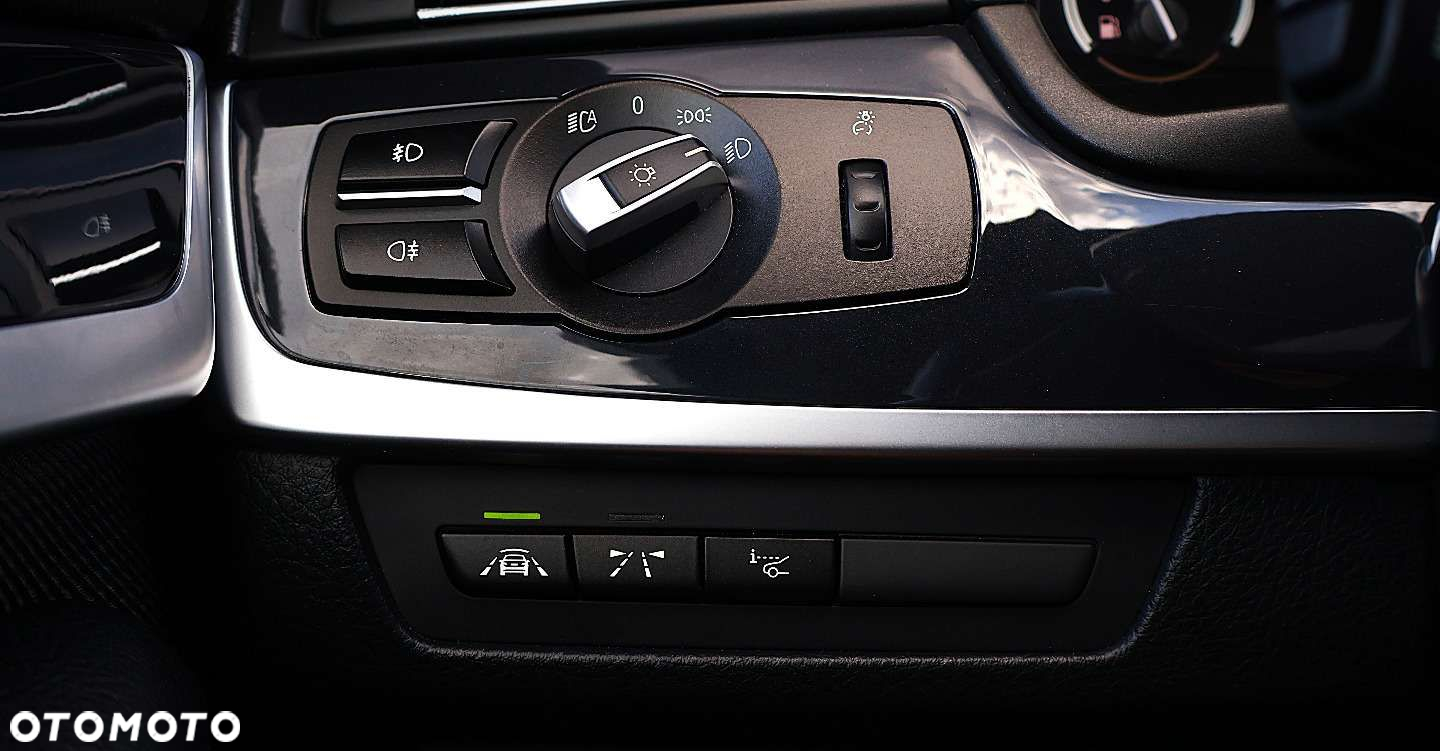 BMW Seria 5 - 32
