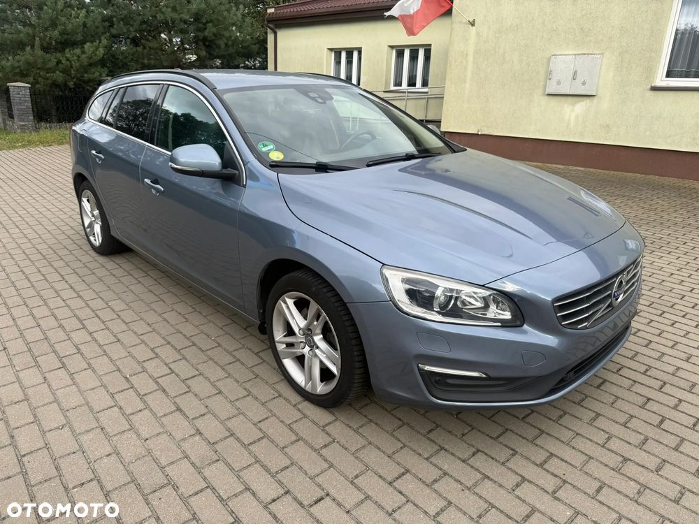 Volvo V60 D4 Momentum - 2