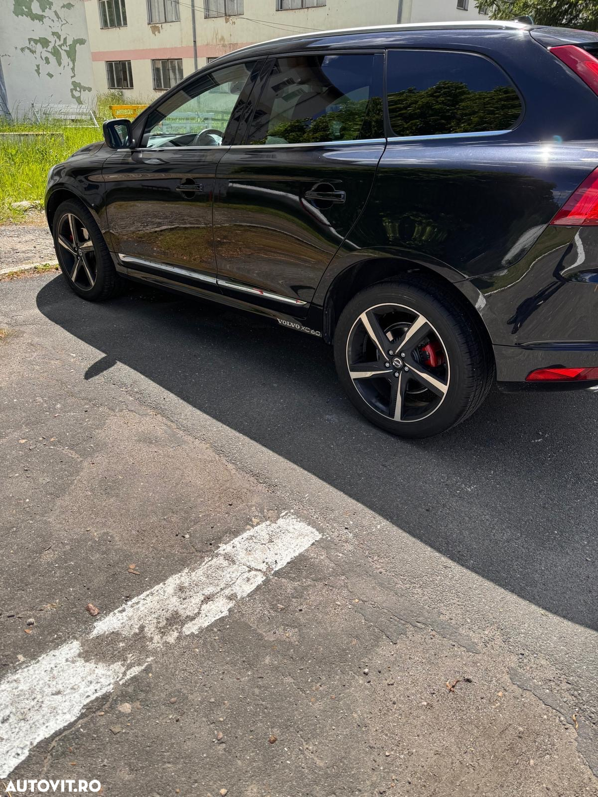 Volvo XC 60 D5 AWD Aut. RDesign - 3