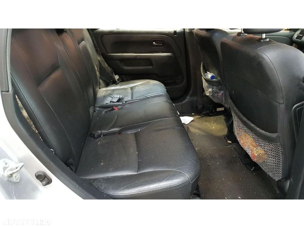 Armatura bara spate Honda CR-V 2005 SUV 2.2 CTDI - 11