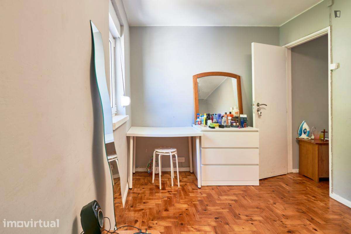 Quarto - localizado em Chelas Lisbon - Grande imagem: 5/34