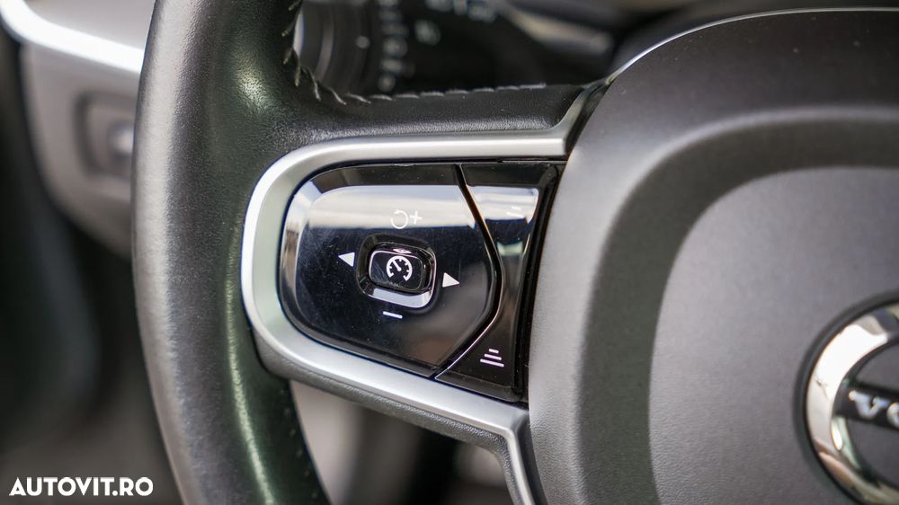 Volvo XC 60 D4 AWD Geartronic Inscription - 18