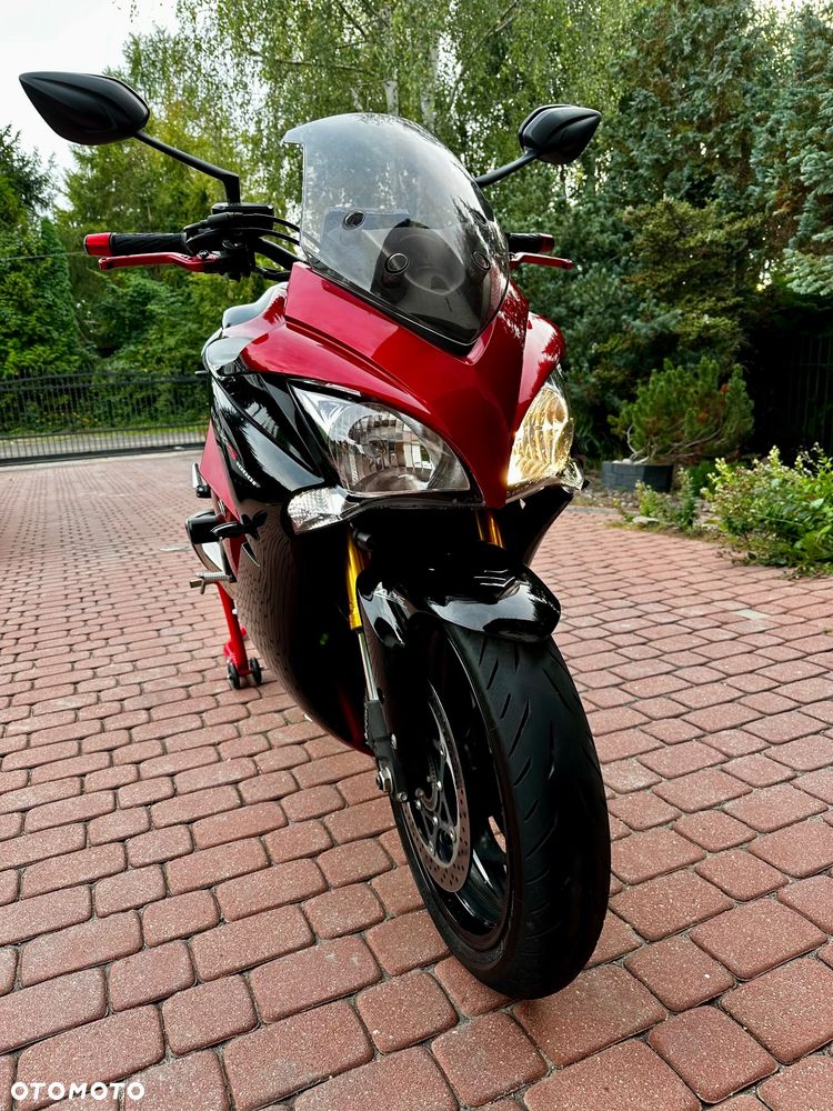 Suzuki GSX - 5