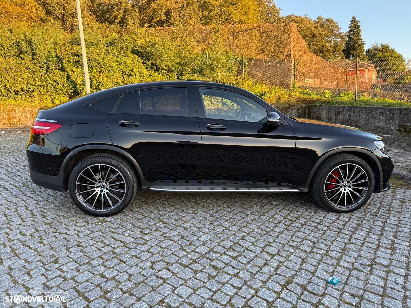 Mercedes-Benz GLC 250 d Coupe 4Matic 9G-TRONIC AMG Line - 7