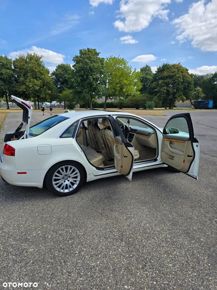 Audi A4 Limousine 2.0 T FSI quattro tiptronic - 18