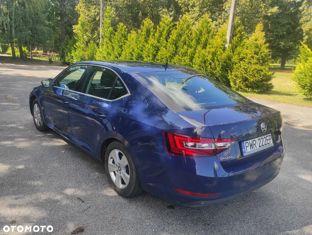 Skoda Superb 1.4 TSI ACT Ambition - 4