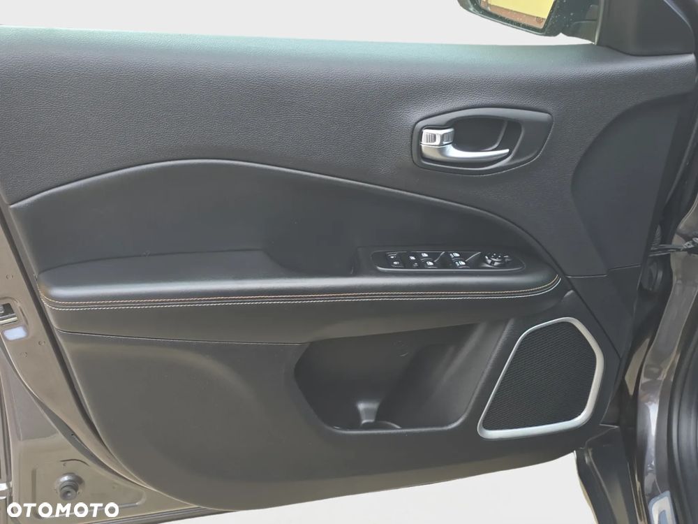 Jeep Compass 1.4 MultiAir Business Line - 10