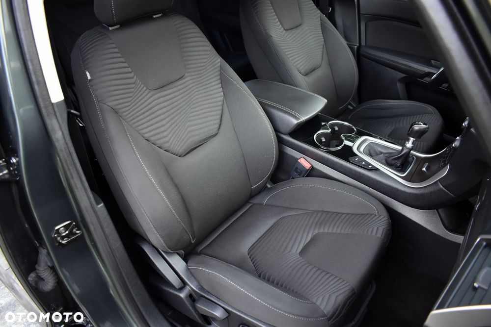 Ford S-Max 1.5 EcoBoost Titanium - 35