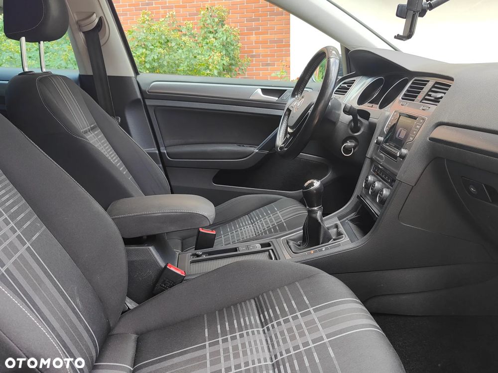 Volkswagen Golf 1.6 TDI BlueMotion Trendline - 23