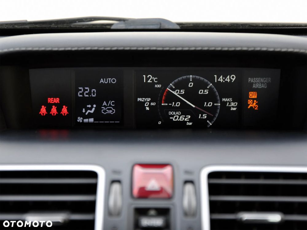 Subaru Forester 2.0 XT Platinum Lineartronic - 28