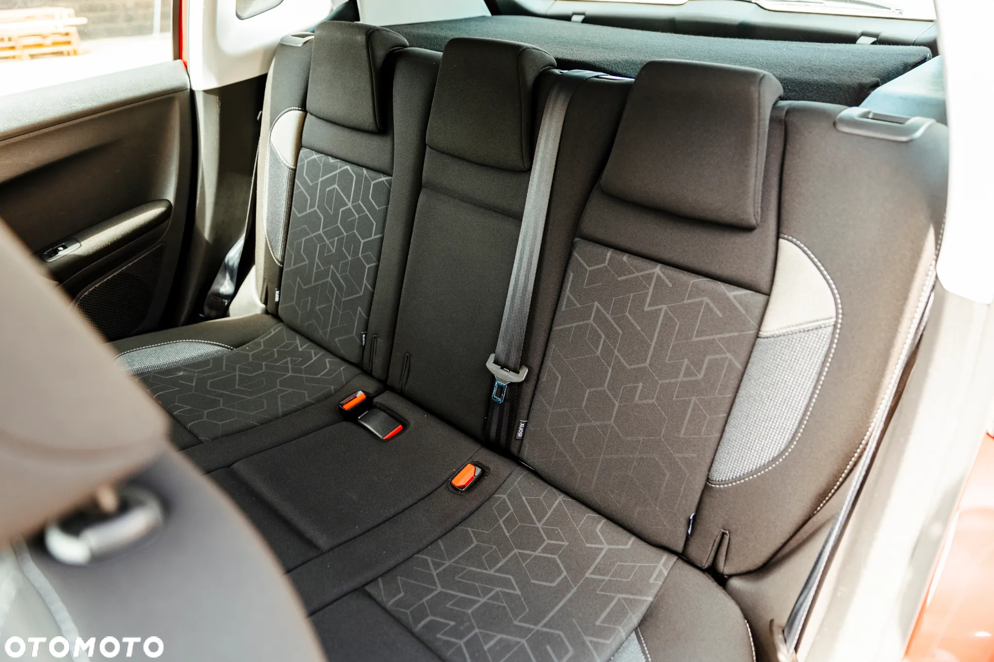 Peugeot 2008 1.2 Pure Tech Active S&S EAT6 - 27