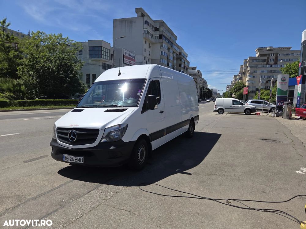 Mercedes-Benz Sprinter - 1