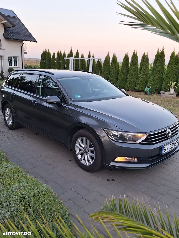 Volkswagen Passat 1.6 TDI Comfortline - 2