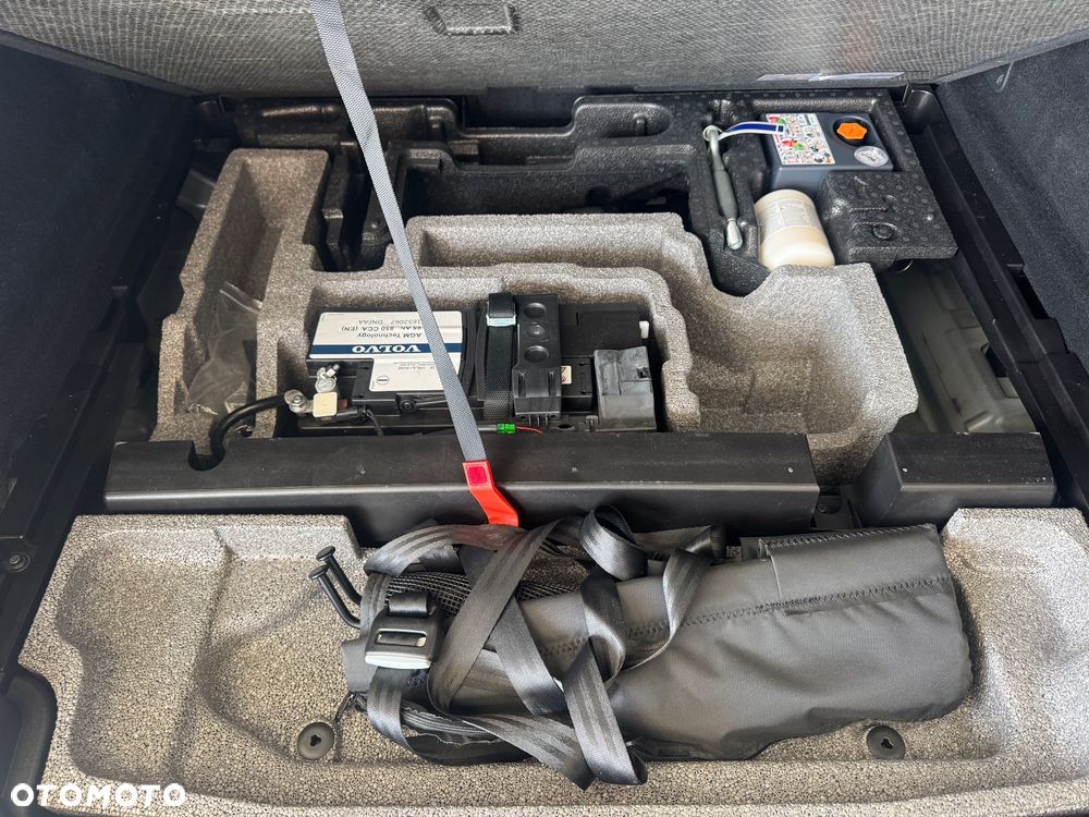 Volvo XC 60 T6 AWD Recharge Geartronic Inscription - 10