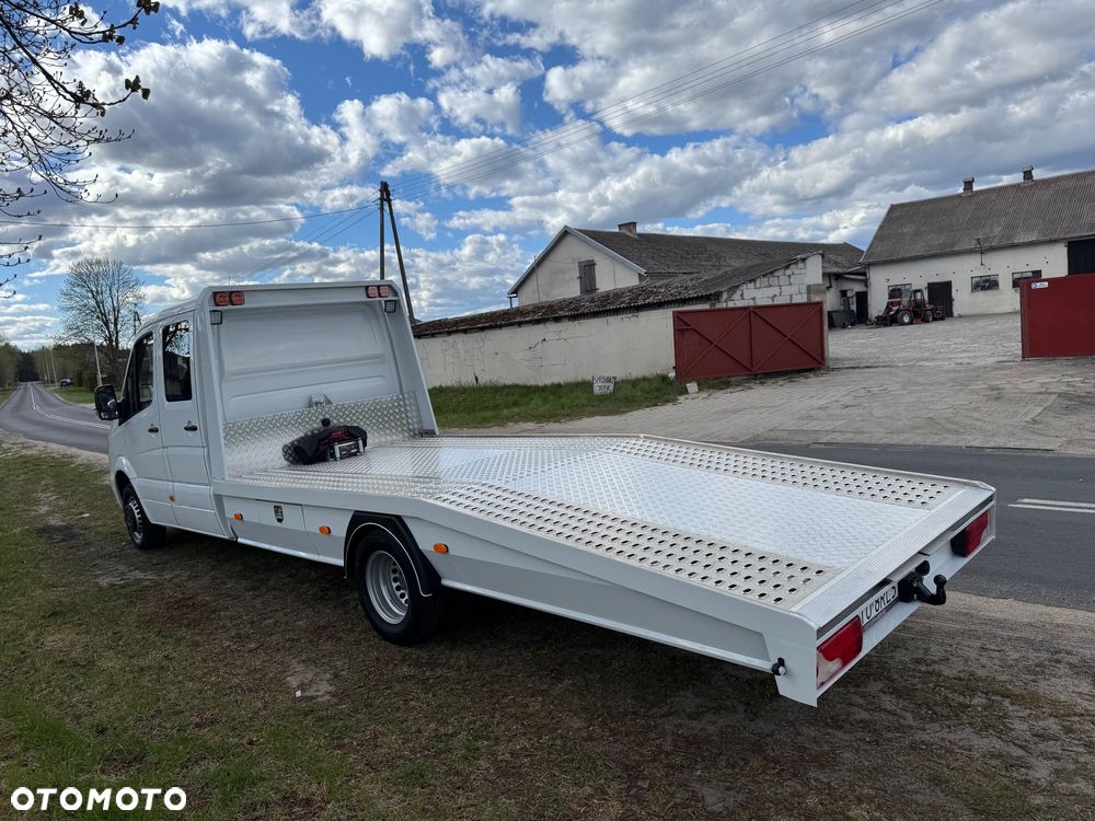 Mercedes-Benz Sprinter - 12