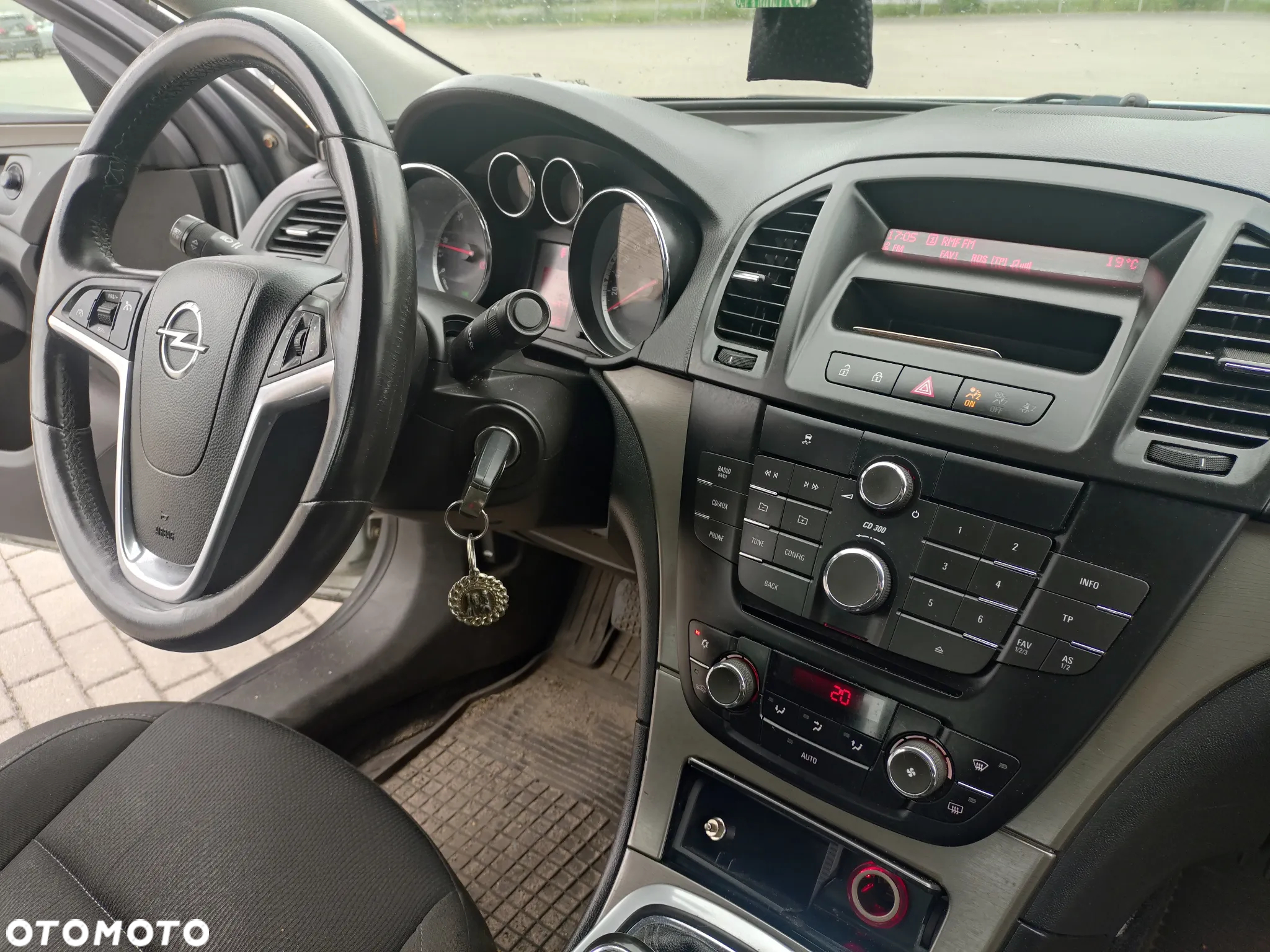 Opel Insignia 2.0 CDTI - 11