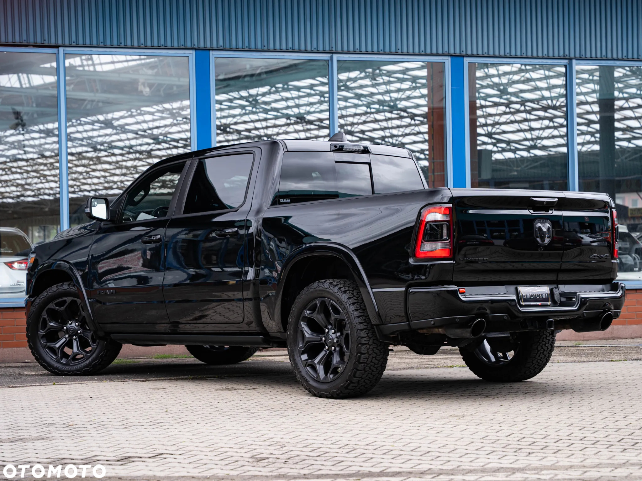 RAM 1500 Crew Cab Limited - 9