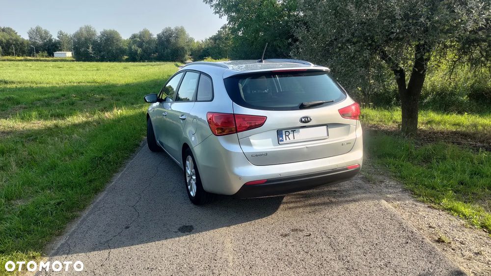 Kia Ceed SW 1.0 T-GDI 120 OPF Vision - 6
