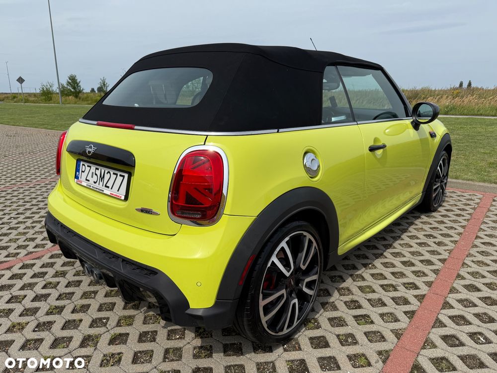 MINI John Cooper Works - 22