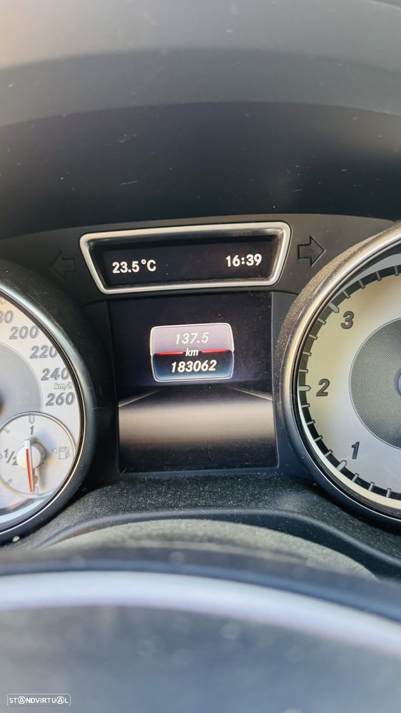 Mercedes-Benz GLA 180 (CDI) d Urban - 6