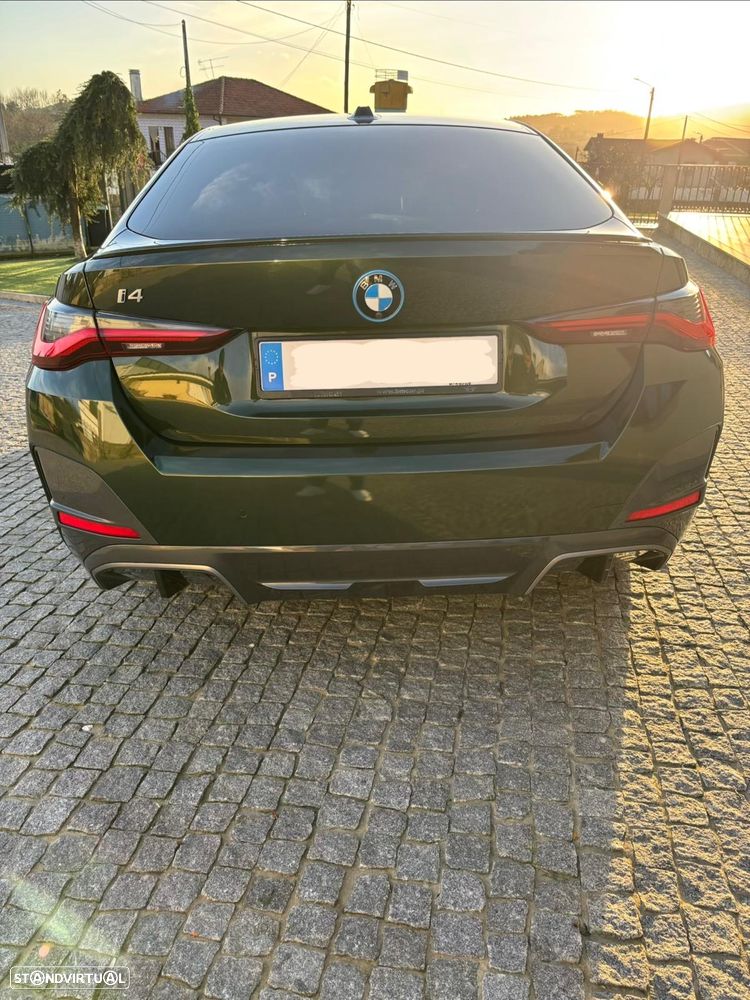 BMW i4 eDrive40 Desportiva M - 9