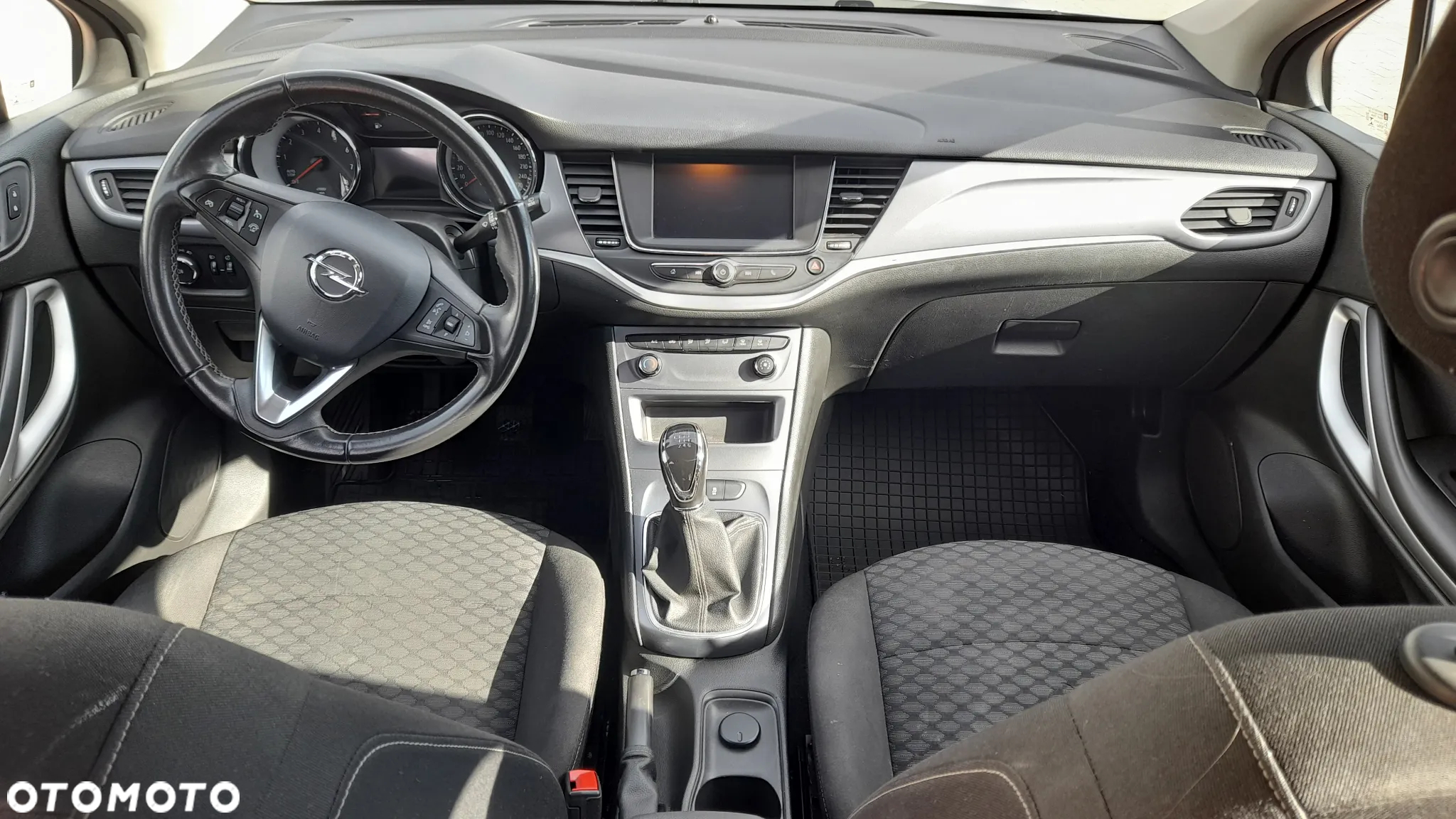 Opel Astra V 1.4 T Dynamic - 5