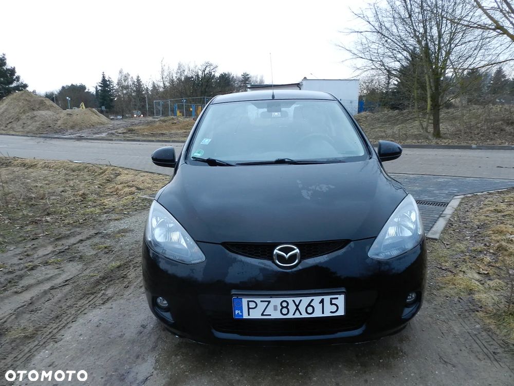 Mazda 2 - 15