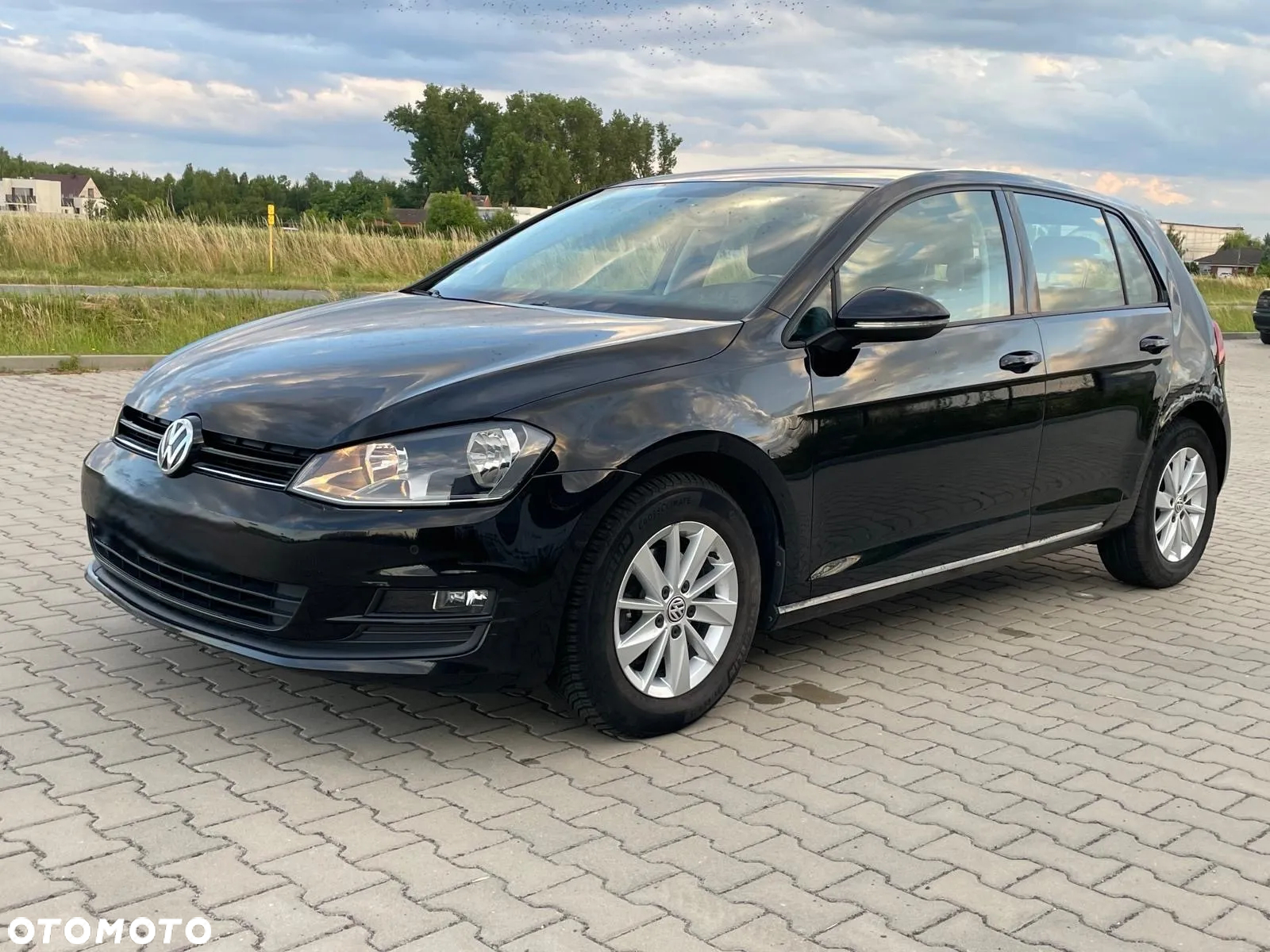 Volkswagen Golf 1.2 TSI BlueMotion Technology Comfortline - 3