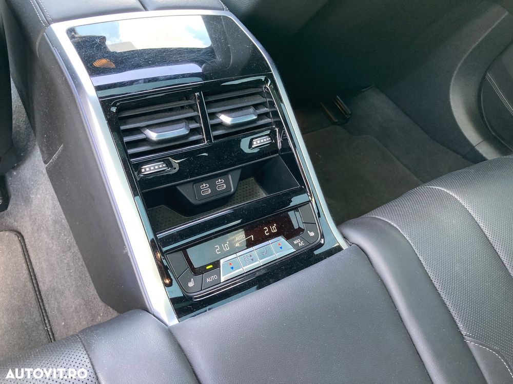 BMW Seria 8 - 15