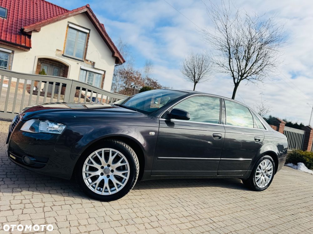 Audi A4 Limousine - 23