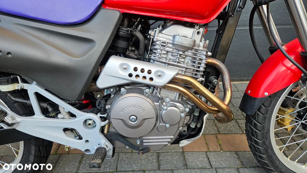 Honda NX - 7