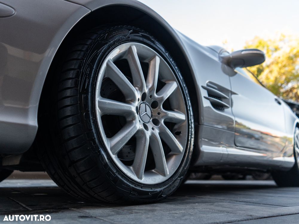 Mercedes-Benz SL - 17