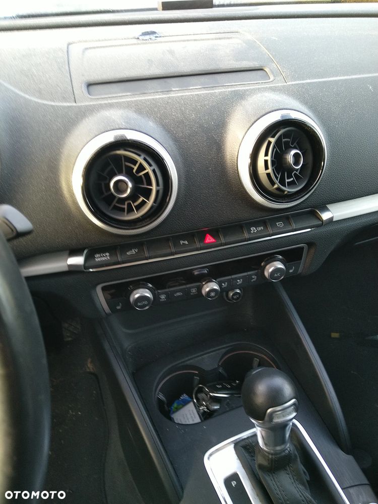 Audi A3 Sportback - 8