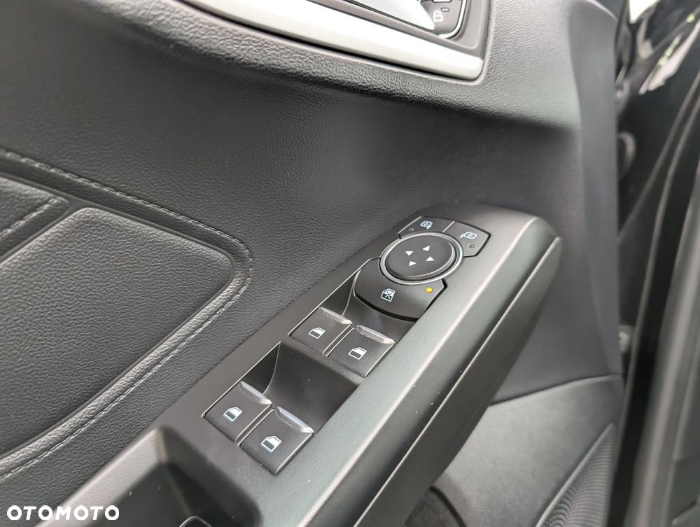 Ford Focus 1.5 EcoBlue Connected - 18