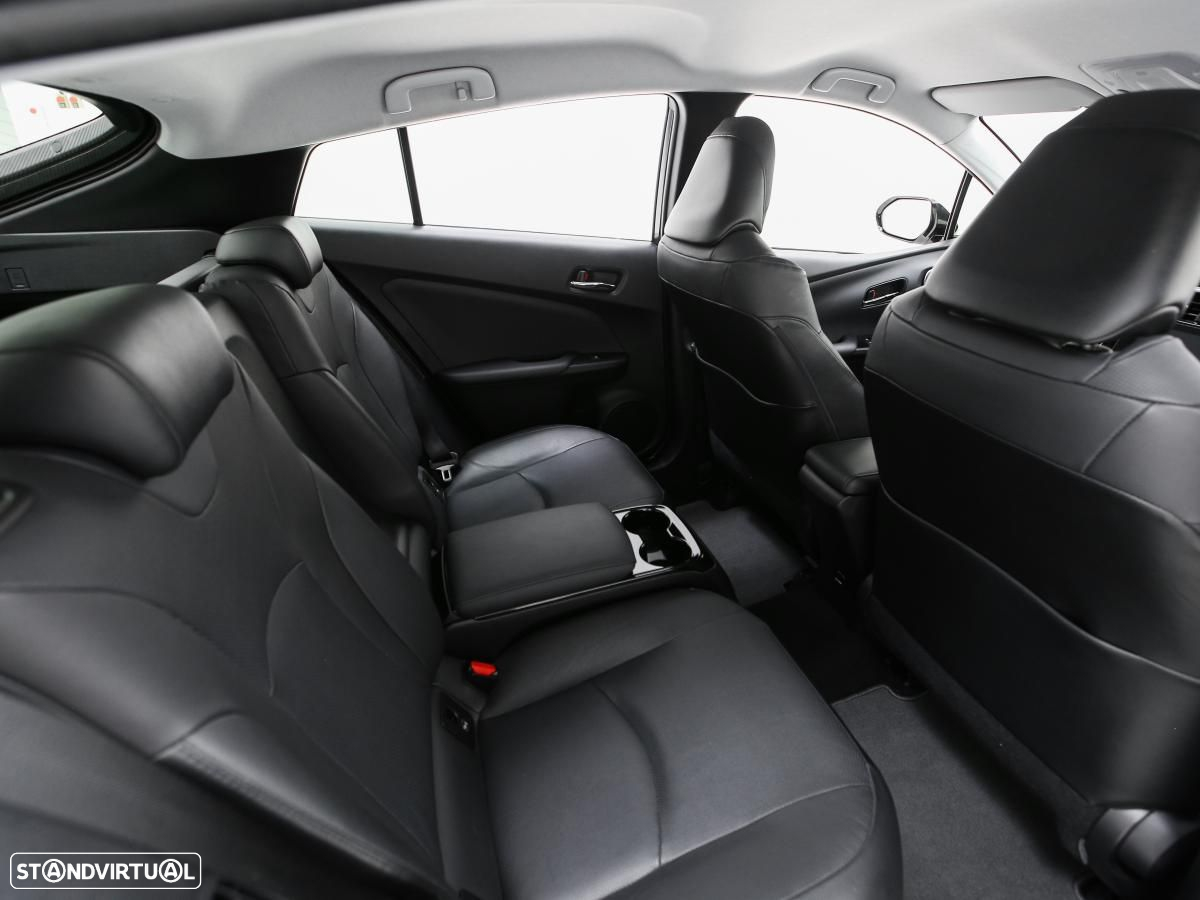 Toyota Prius - 10