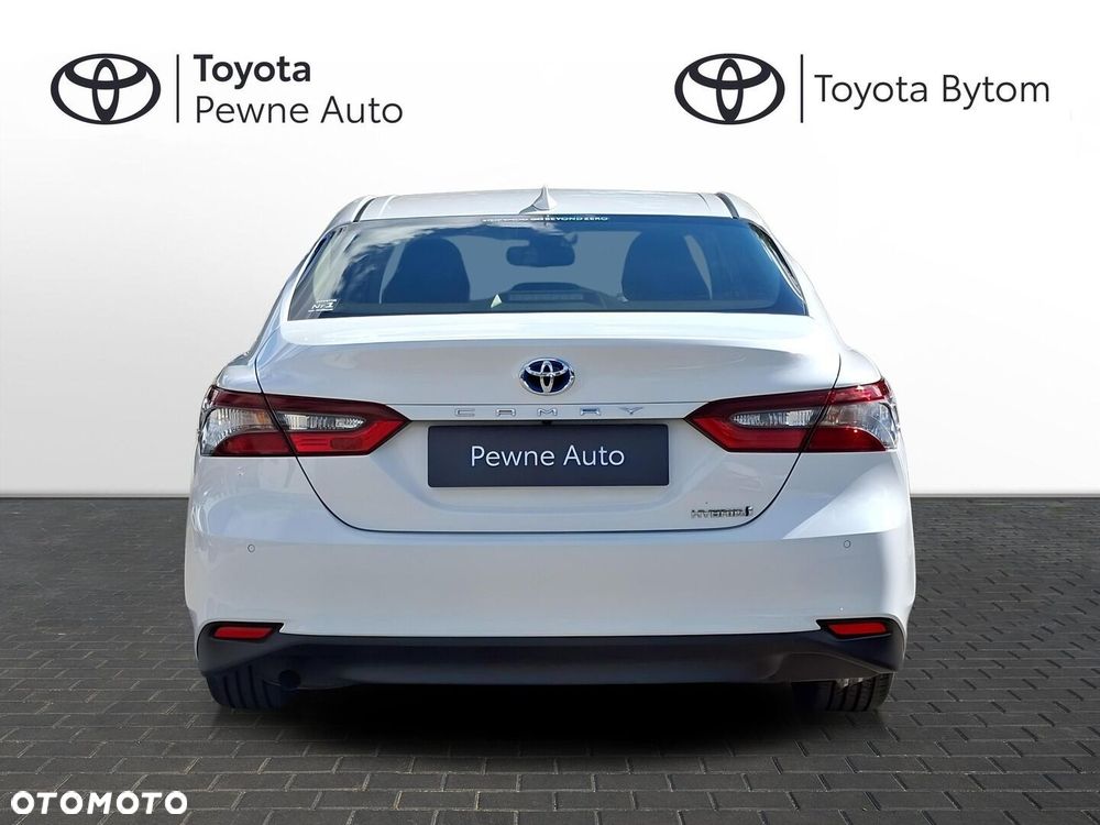 Toyota Camry 2.5 Hybrid Comfort CVT - 4