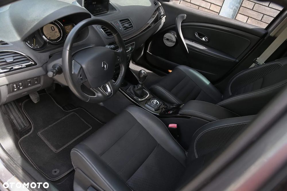 Renault Megane 1.5 dCi Bose - 15