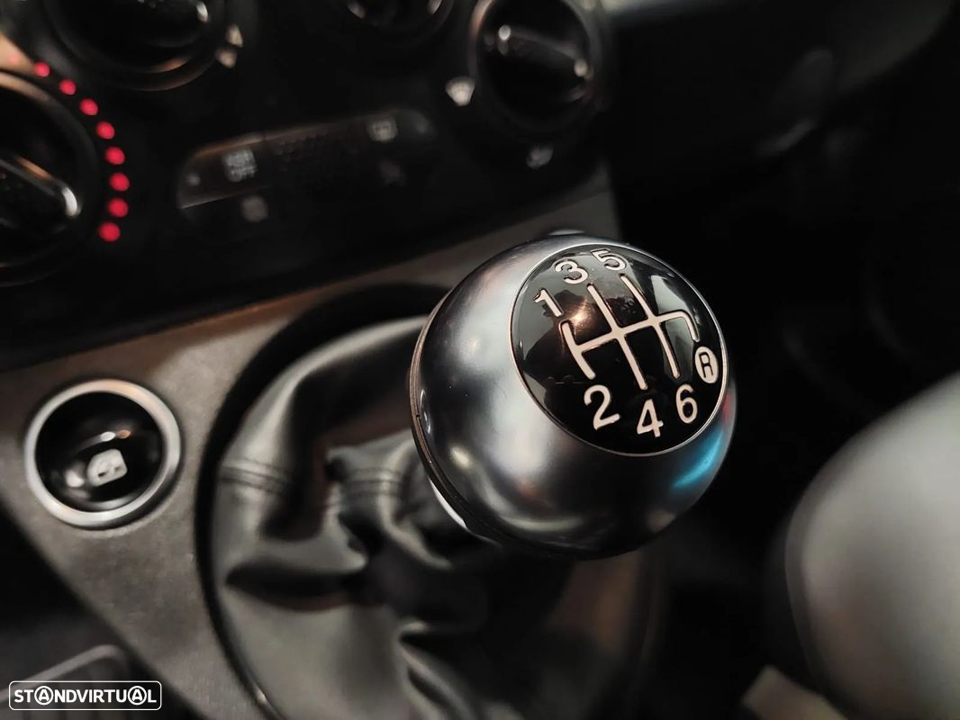 Fiat 500 1.0 Hybrid Connect - 19