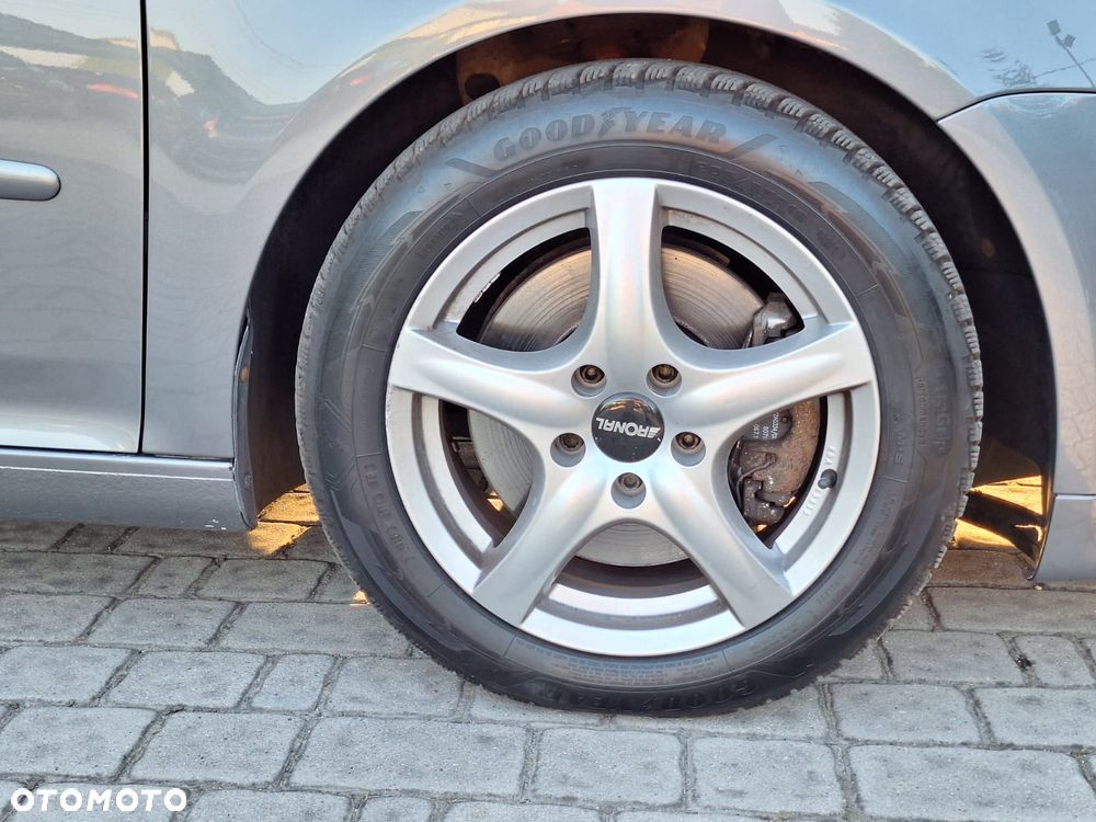 Volkswagen Golf 2.0 TDI DPF GT Sport - 20