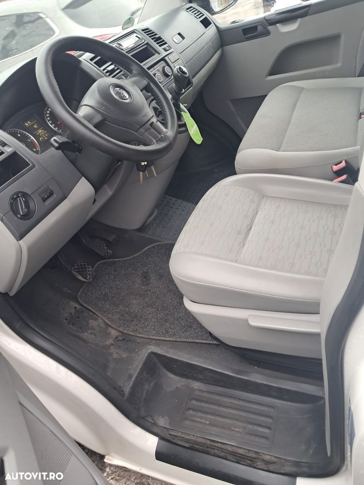 Volkswagen Transporter - 18