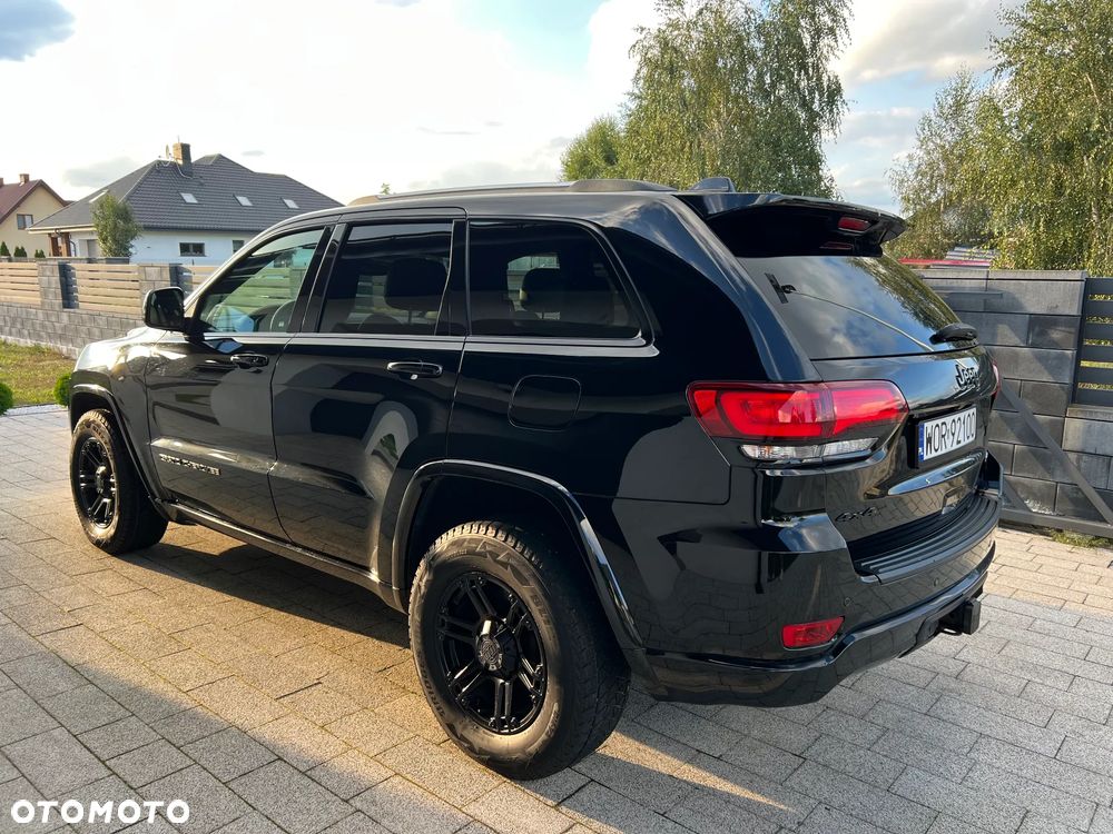 Jeep Grand Cherokee - 8