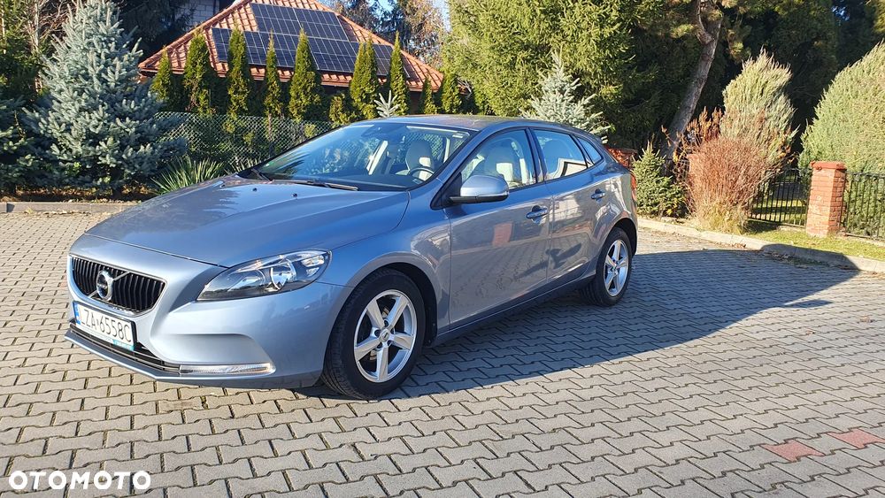 Volvo V40 D2 Drive-E Kinetic - 1