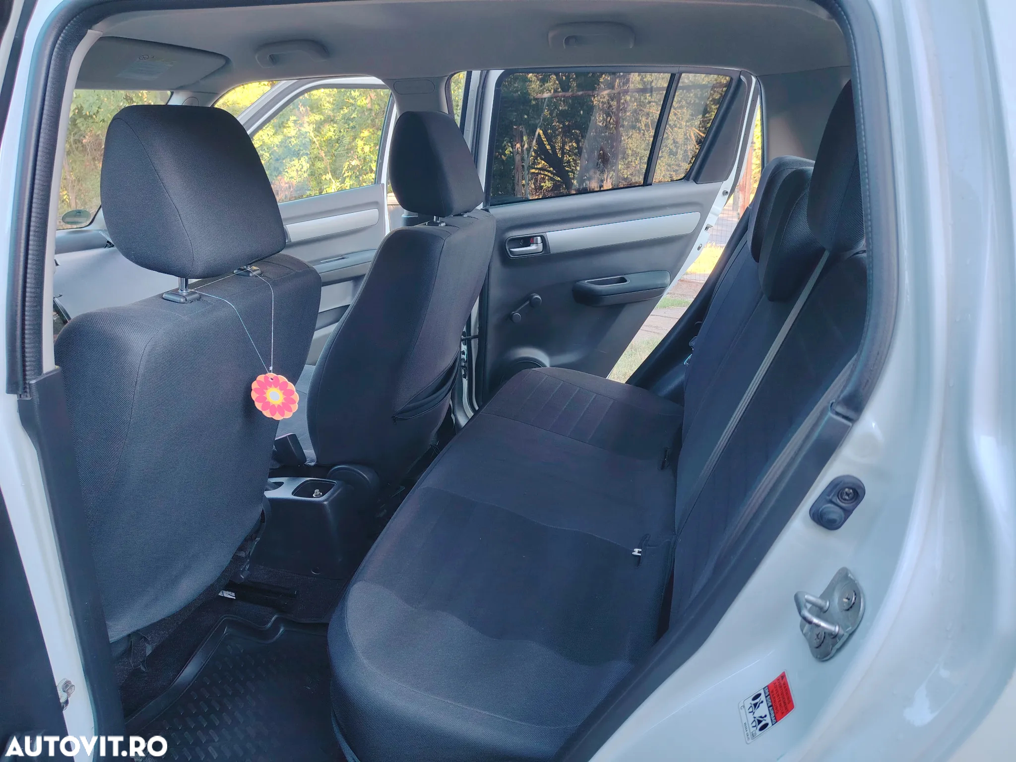 Suzuki Swift - 17