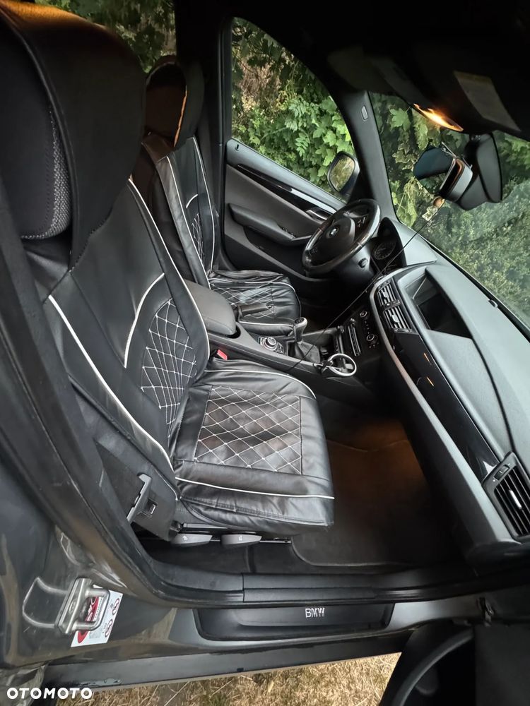 BMW X1 xDrive20d - 12