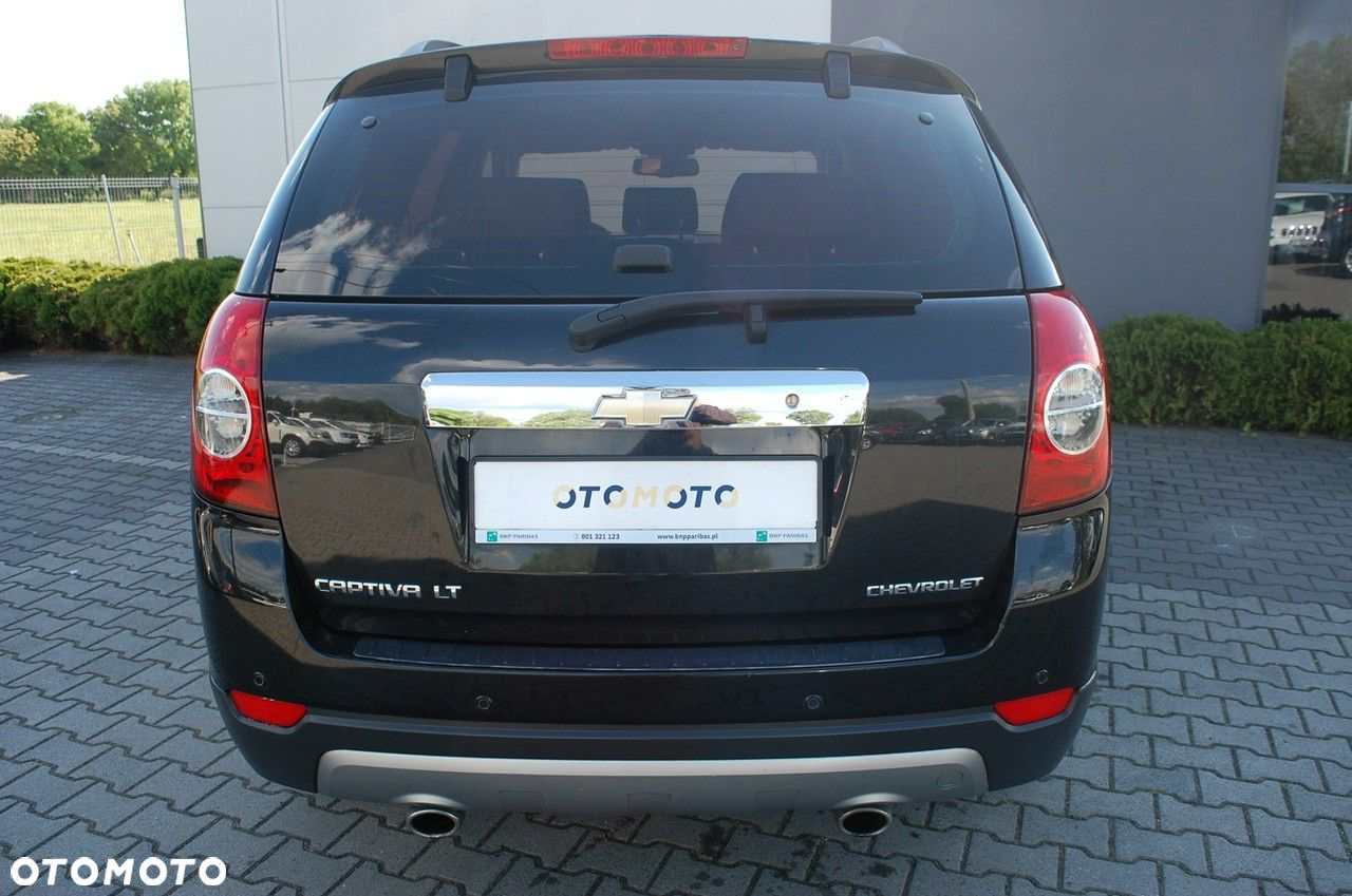 Chevrolet Captiva - 13