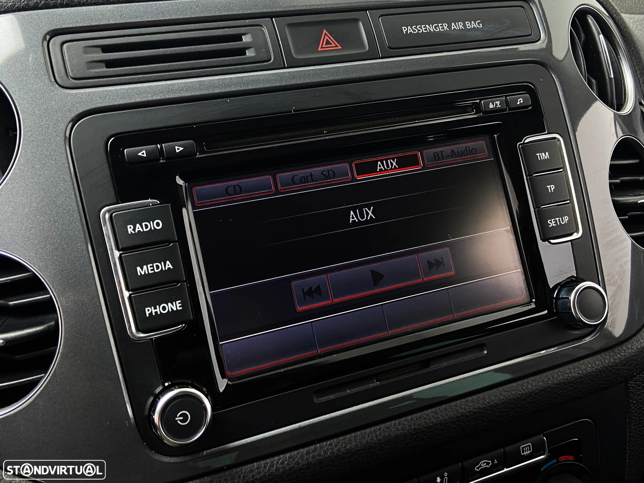 VW Tiguan 2.0 TDi Sport BlueMotion - 18