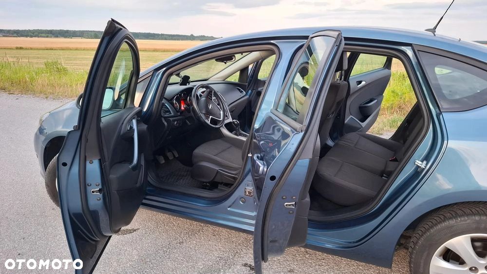 Opel Astra 1.6 Active - 11